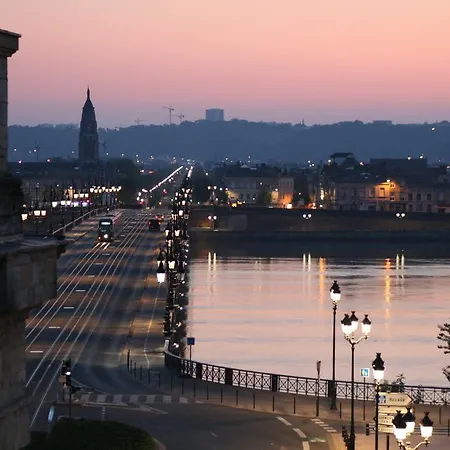 Daire Terrace