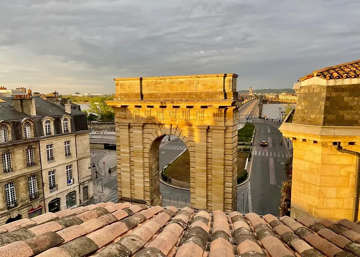 Terrace Apartment Bordeaux