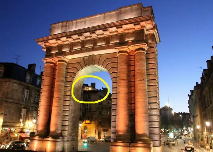 Terrace Apartment Bordeaux